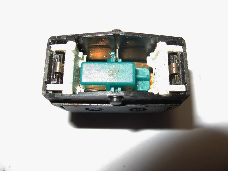 button 04